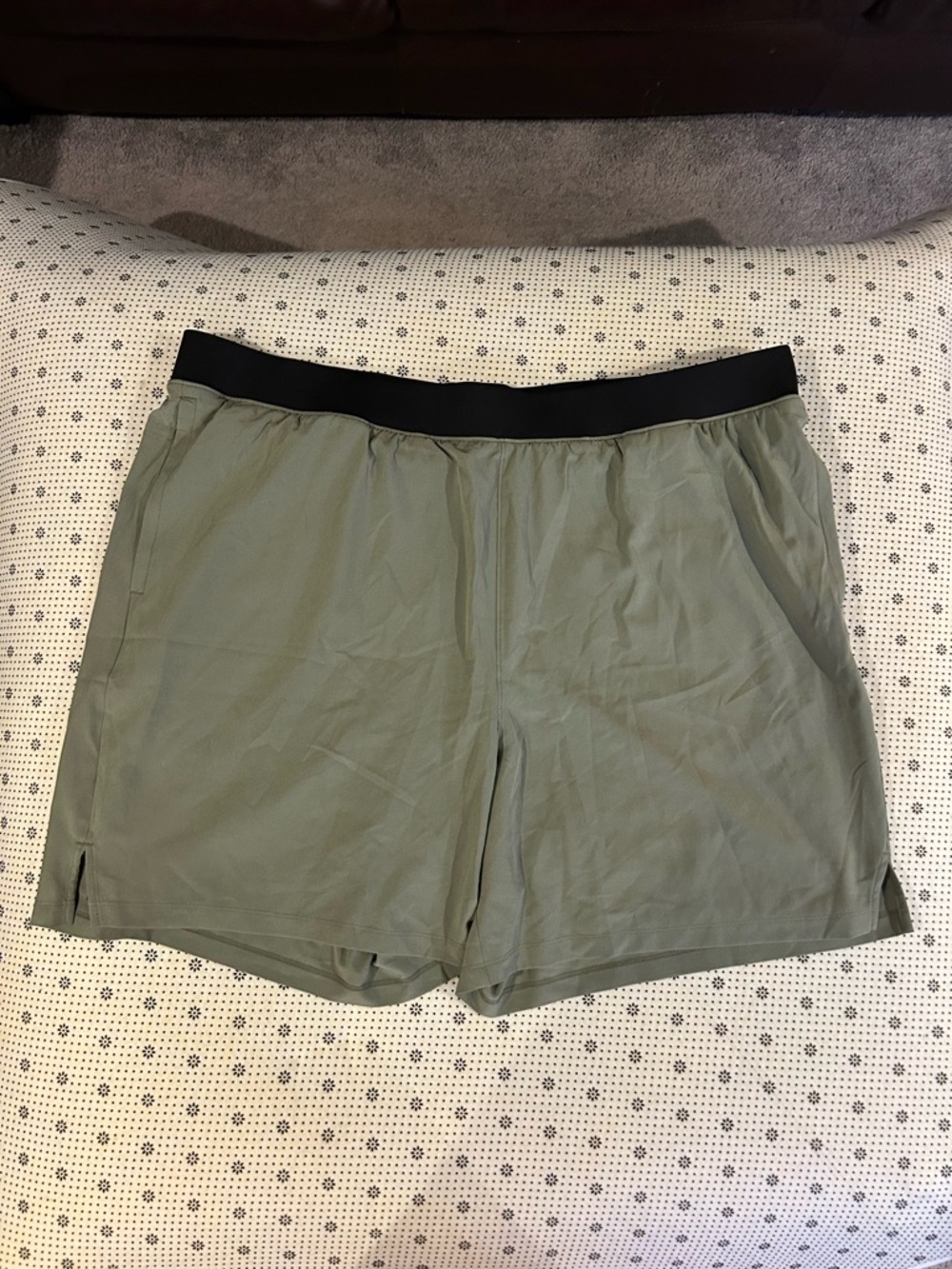 Old Navy Olive Green Athletic Shorts with Black Waistband